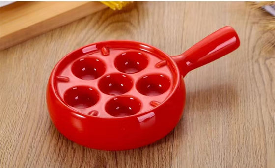 6 slot bulat keramik escargot piring dengan pegangan warna yang disesuaikan