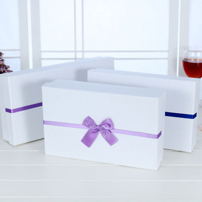 Handmade kotak hadiah persegi panjang kaku, kotak kemasan kertas kaku papan khusus