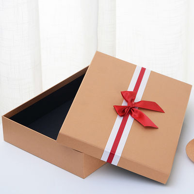 Kotak Hadiah Kertas Karet Festival Dengan Tulang Untuk Baju Dalam Wanita