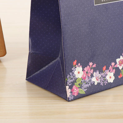Spot UV / Hot Stamping Retail Paper Shopping Bags Candy Sweet Gift Bag Untuk Anak-anak