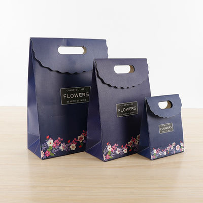 Spot UV / Hot Stamping Retail Paper Shopping Bags Candy Sweet Gift Bag Untuk Anak-anak