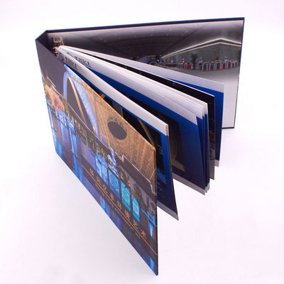 Pencetakan Profesional Brosur Berwarna Lengkap Buku Hardcover Dengan SPOT UV